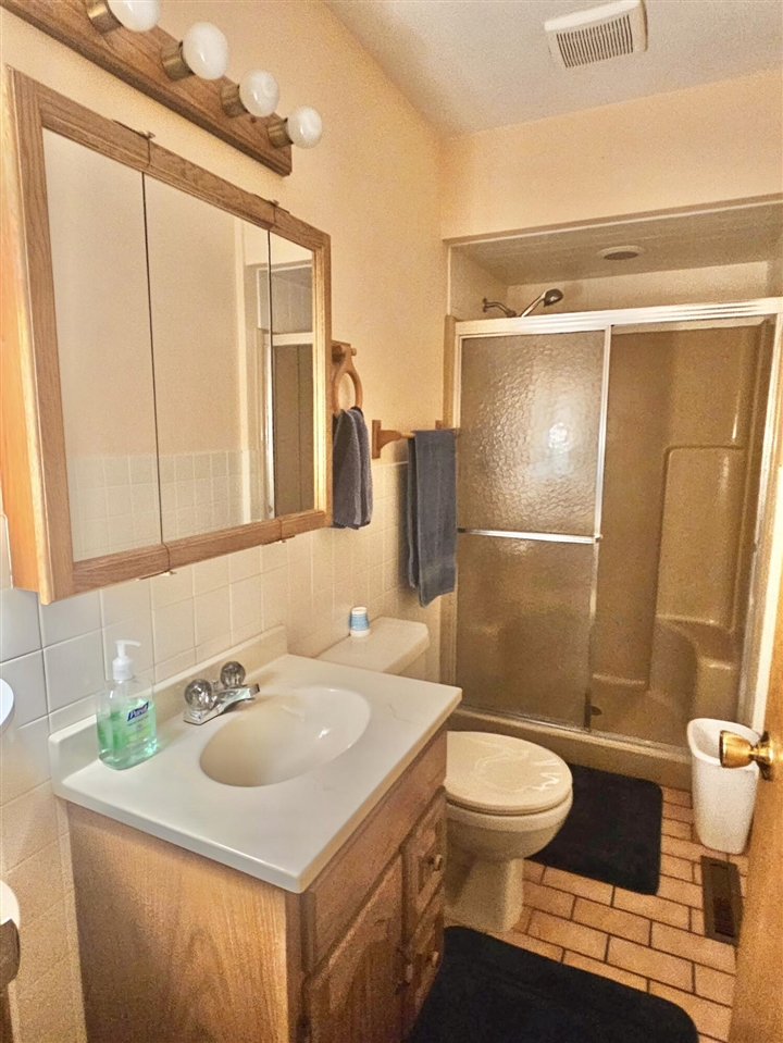 2902 Lincoln Avenue, Saint Joseph, MI, 49085