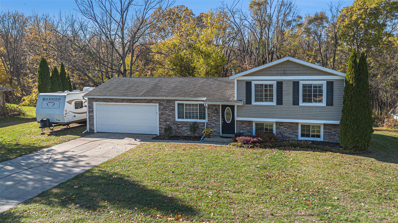 Homes for sale in Berrien Springs, MI | 11108 Berry St, Berrien Springs, MI 49103 | MLS# 70520670