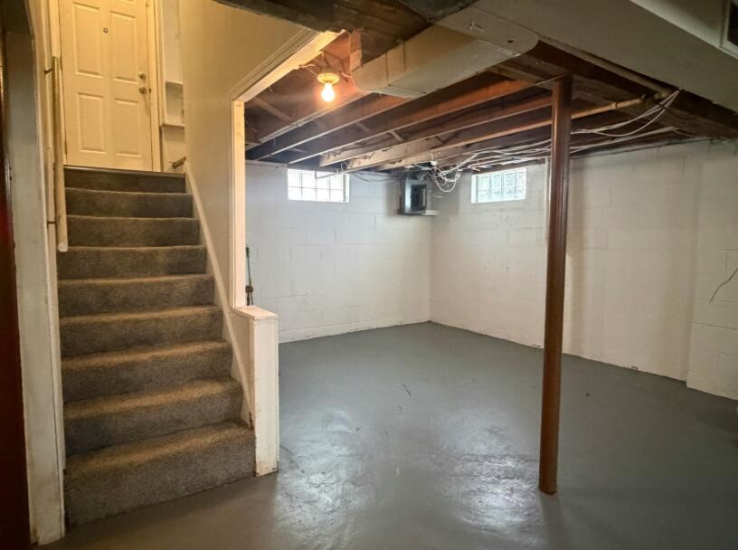 19984 Elkhart Street, Harper Woods, MI, 48225-2234