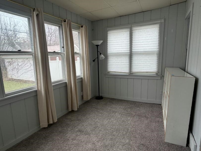 19984 Elkhart Street, Harper Woods, MI, 48225-2234