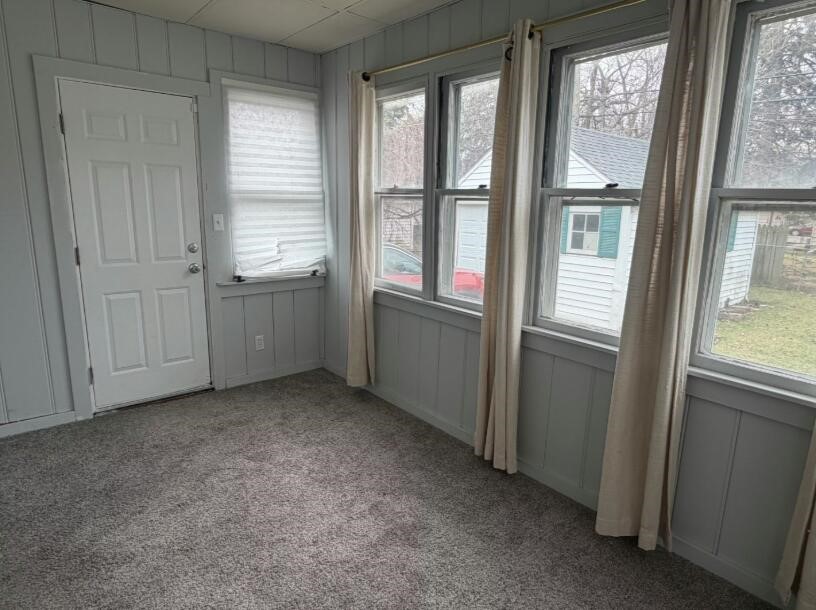 19984 Elkhart Street, Harper Woods, MI, 48225-2234