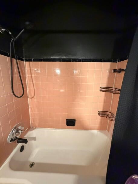 19984 Elkhart Street, Harper Woods, MI, 48225-2234