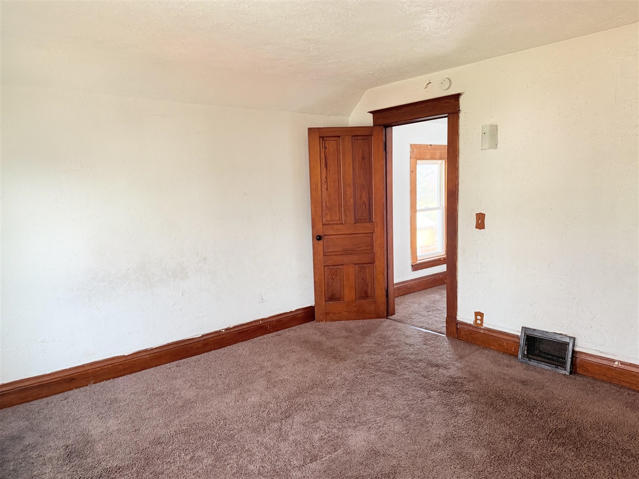 718 Harrison Street, Kalamazoo, MI, 49007-3523