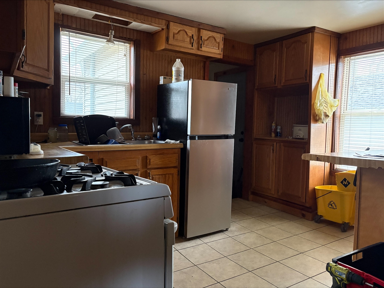 1381 Madison Street, Muskegon, MI, 49442-5250