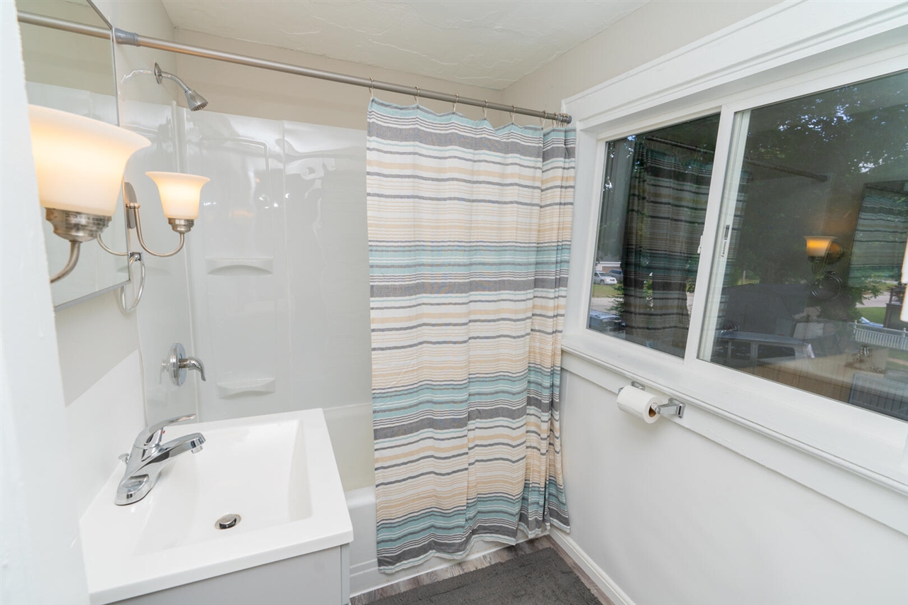 167 E Lincoln Avenue, Muskegon Heights, MI, 49444-3018