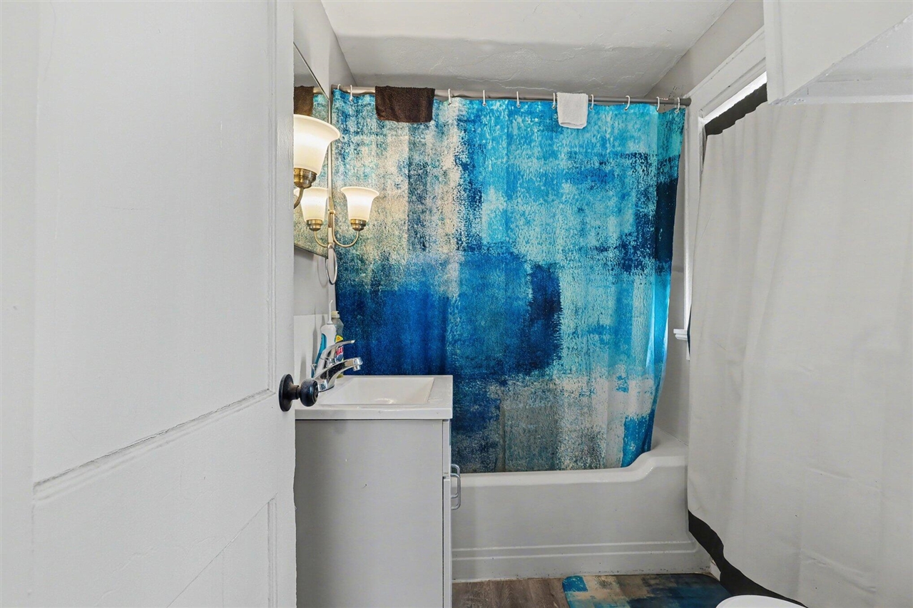 167 E Lincoln Avenue, Muskegon Heights, MI, 49444-3018