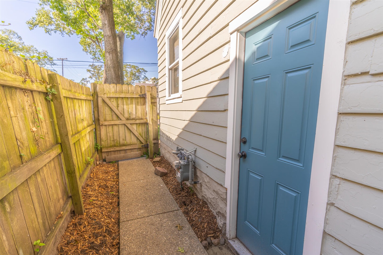 167 E Lincoln Avenue, Muskegon Heights, MI, 49444-3018