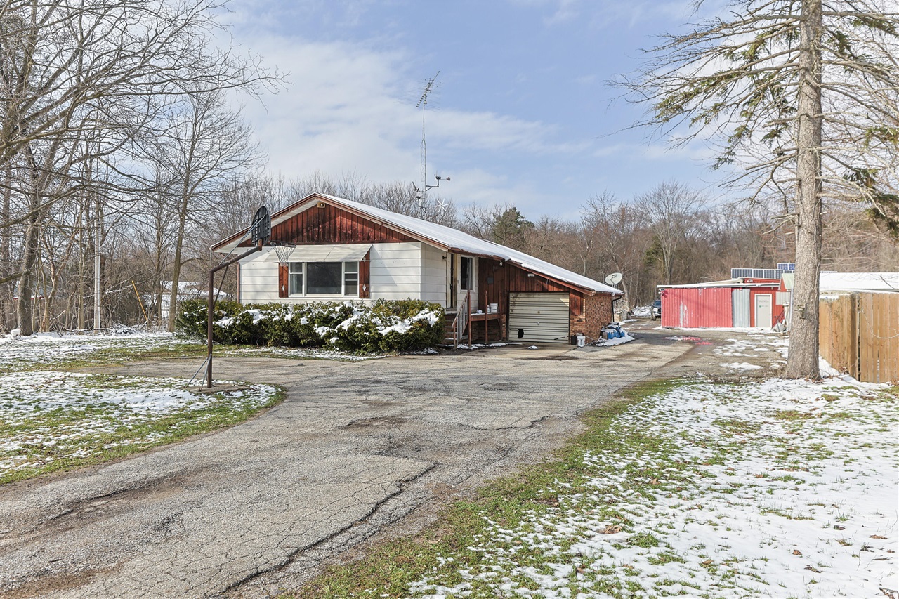 3008 Dawes Road, Muskegon, MI, 49441-3840