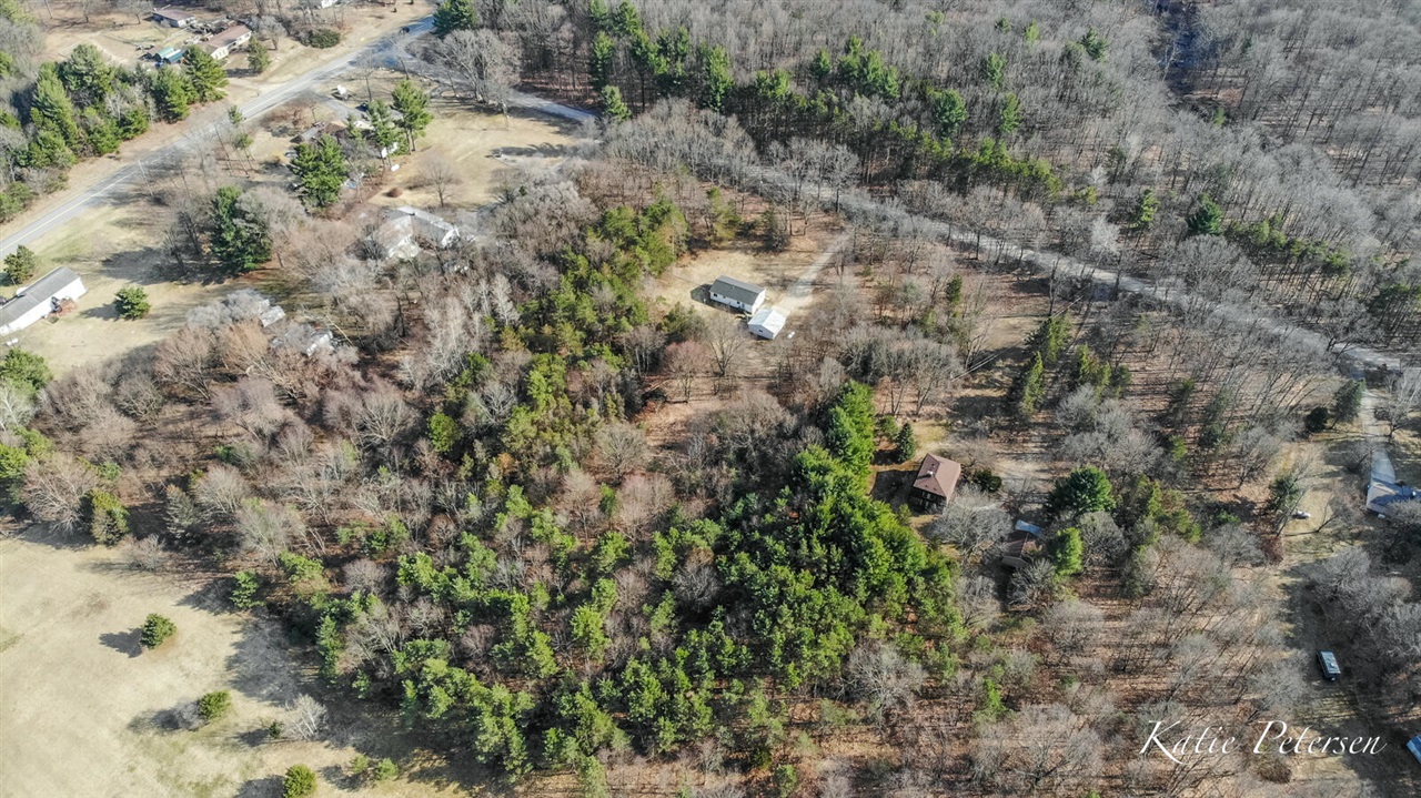 3501 15 Mile Road, Cedar Springs, MI, 49319-9184