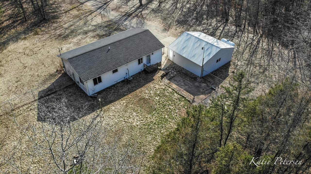 3501 15 Mile Road, Cedar Springs, MI, 49319-9184