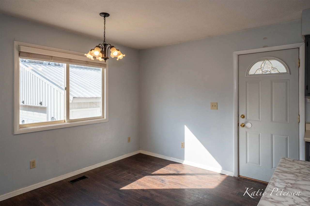 3501 15 Mile Road, Cedar Springs, MI, 49319-9184