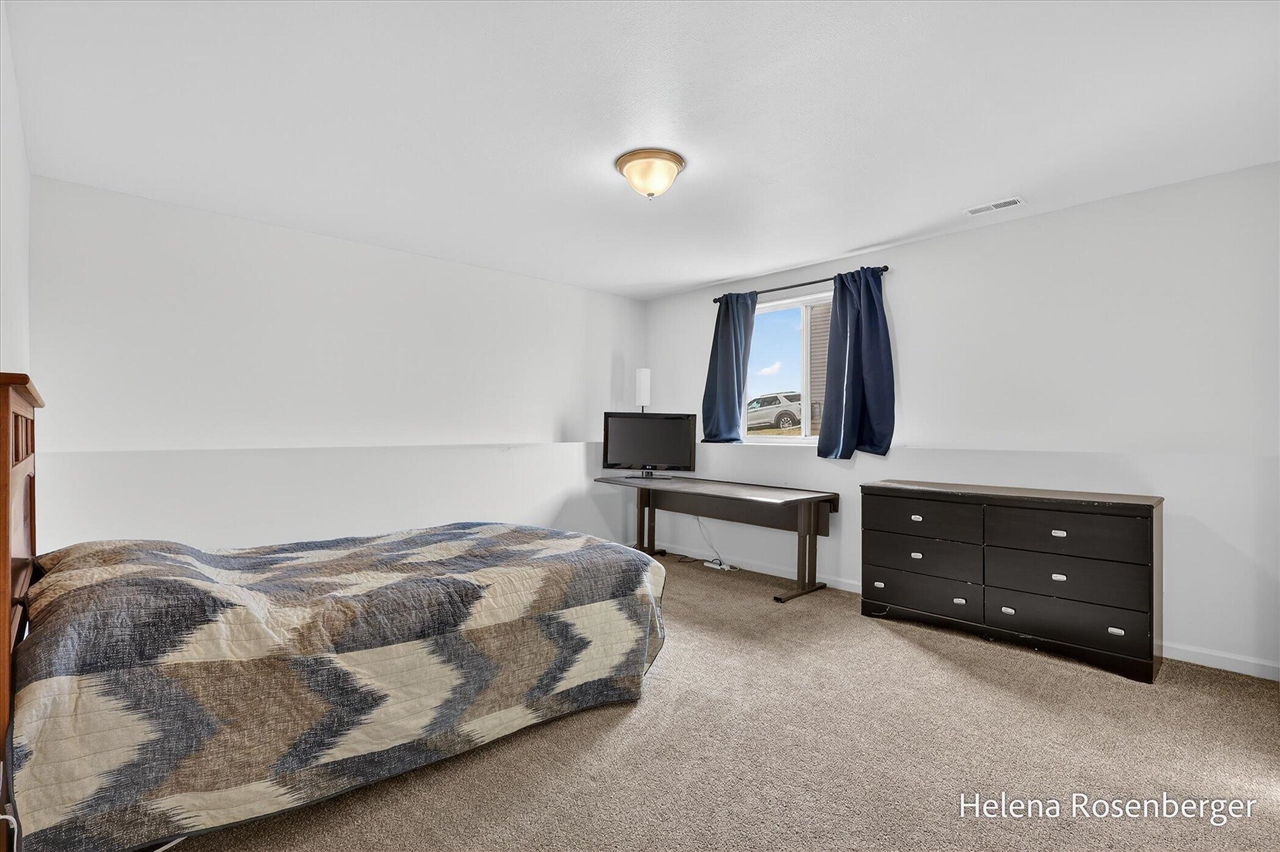 1700 Harper Grove Lane, Vicksburg, MI, 49097-7783