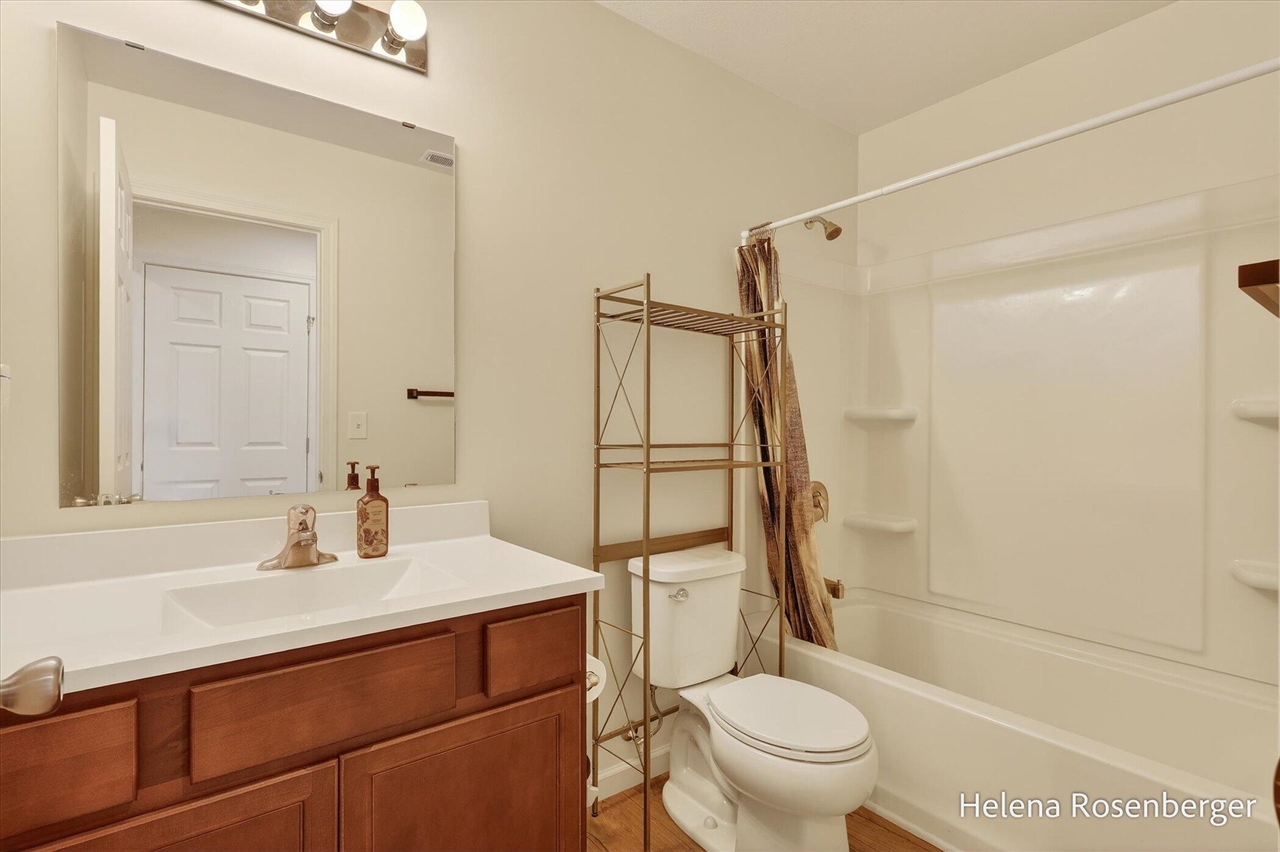 1700 Harper Grove Lane, Vicksburg, MI, 49097-7783