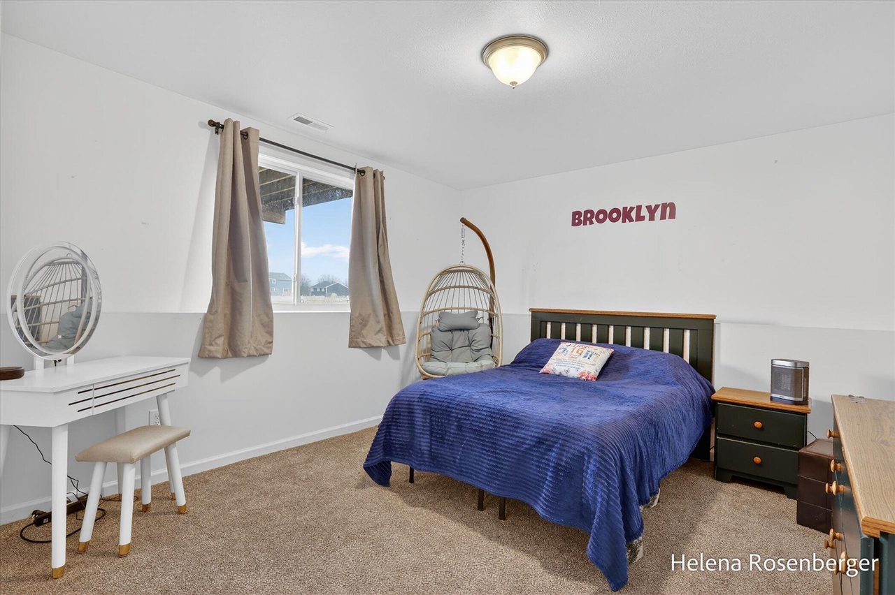 1700 Harper Grove Lane, Vicksburg, MI, 49097-7783