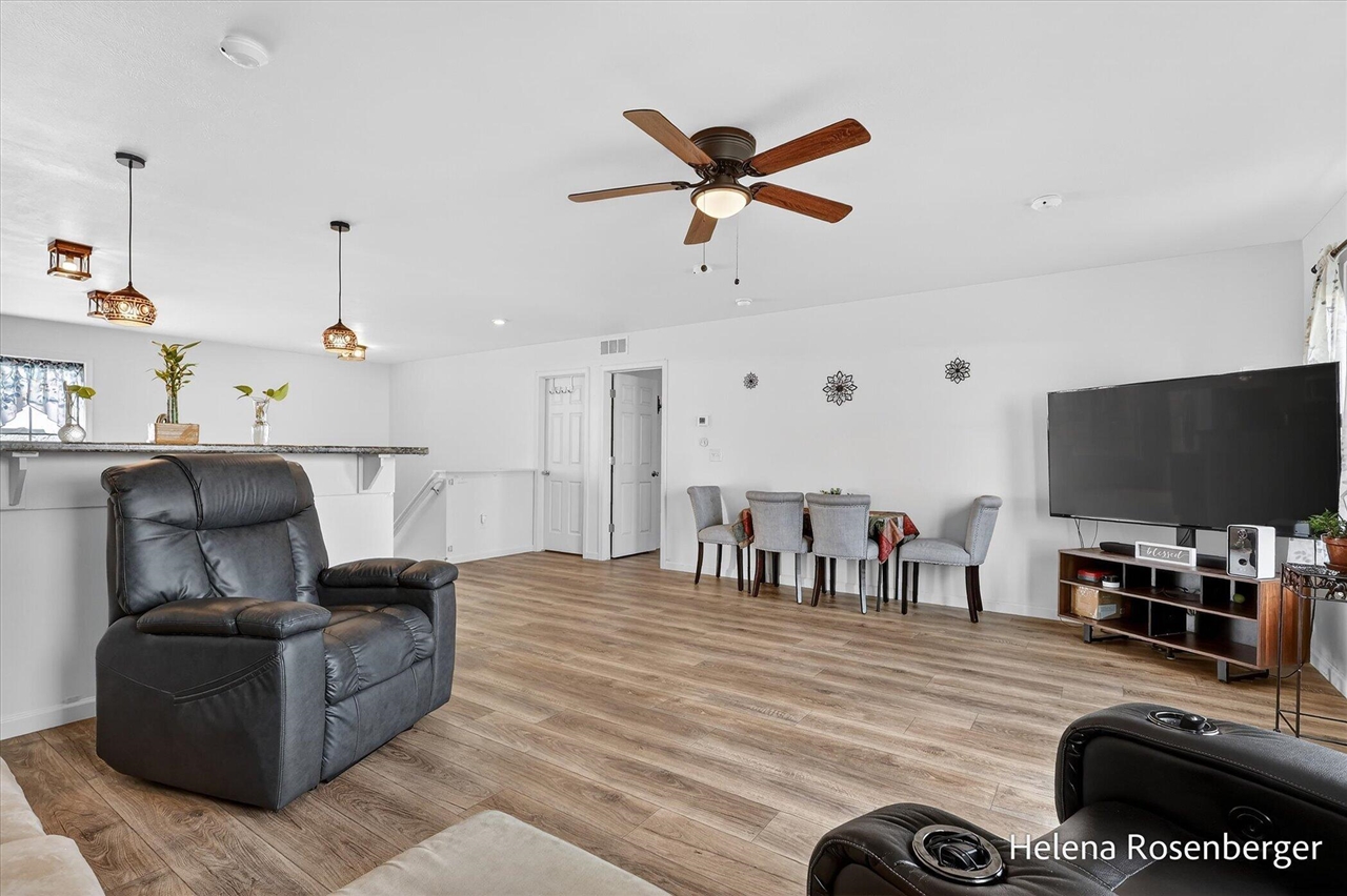 1700 Harper Grove Lane, Vicksburg, MI, 49097-7783