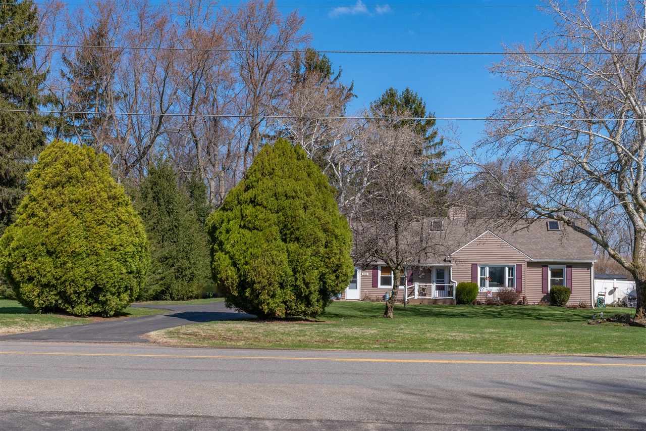 983 Miners Road, Saint Joseph, MI, 49085-9625