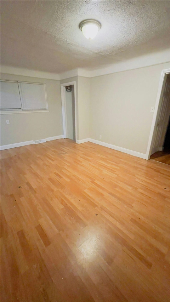 15375 Asbury Park, Detroit, MI, 48227-1544