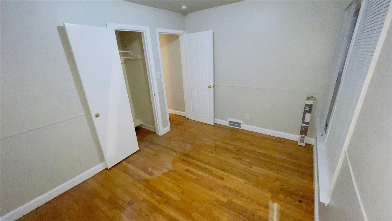 15375 Asbury Park, Detroit, MI, 48227-1544