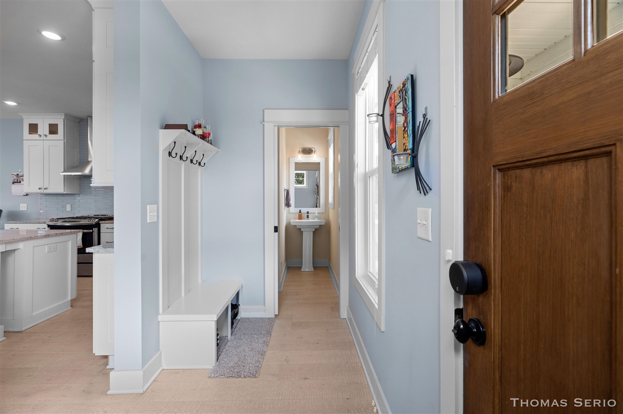 940 S Lake Street, Whitehall, MI, 49461-1522