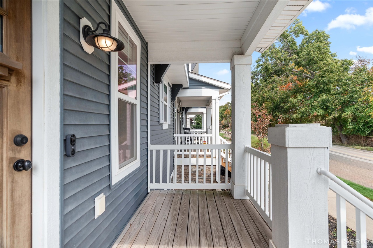 940 S Lake Street, Whitehall, MI, 49461-1522