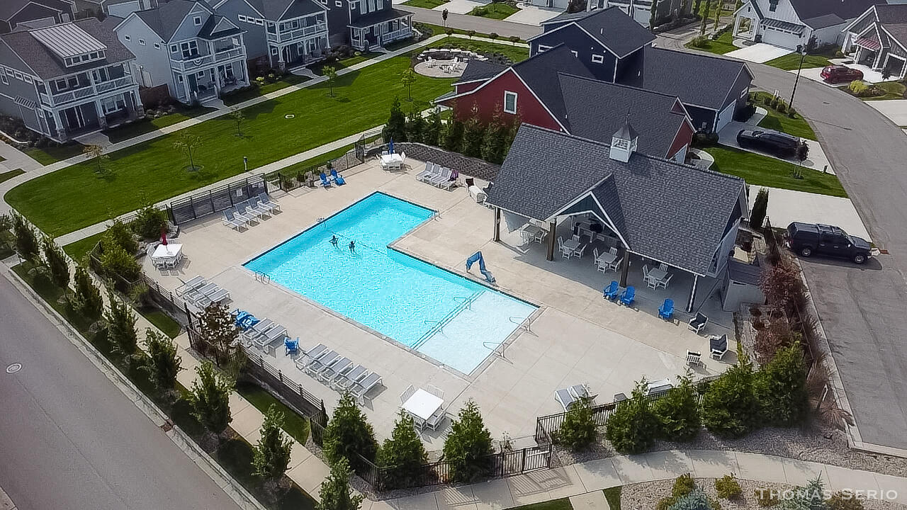 940 S Lake Street, Whitehall, MI, 49461-1522