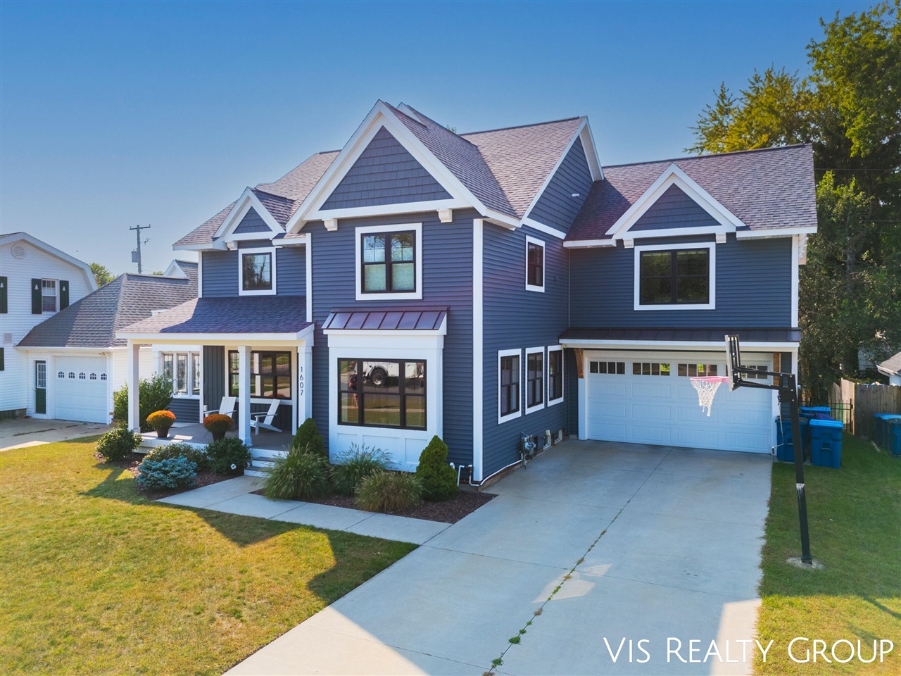 1607 Sheldon Road, Grand Haven, MI, 49417