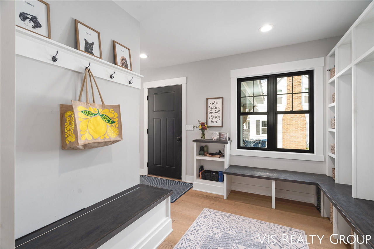 1607 Sheldon Road, Grand Haven, MI, 49417