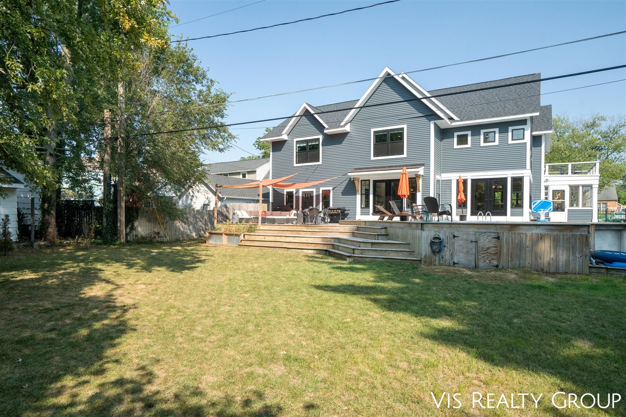 1607 Sheldon Road, Grand Haven, MI, 49417