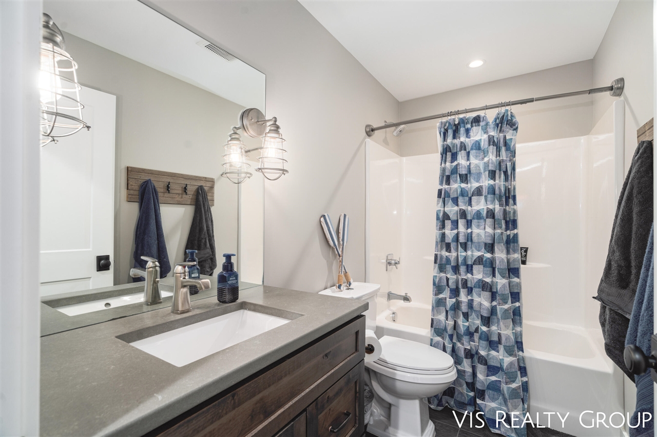 1607 Sheldon Road, Grand Haven, MI, 49417