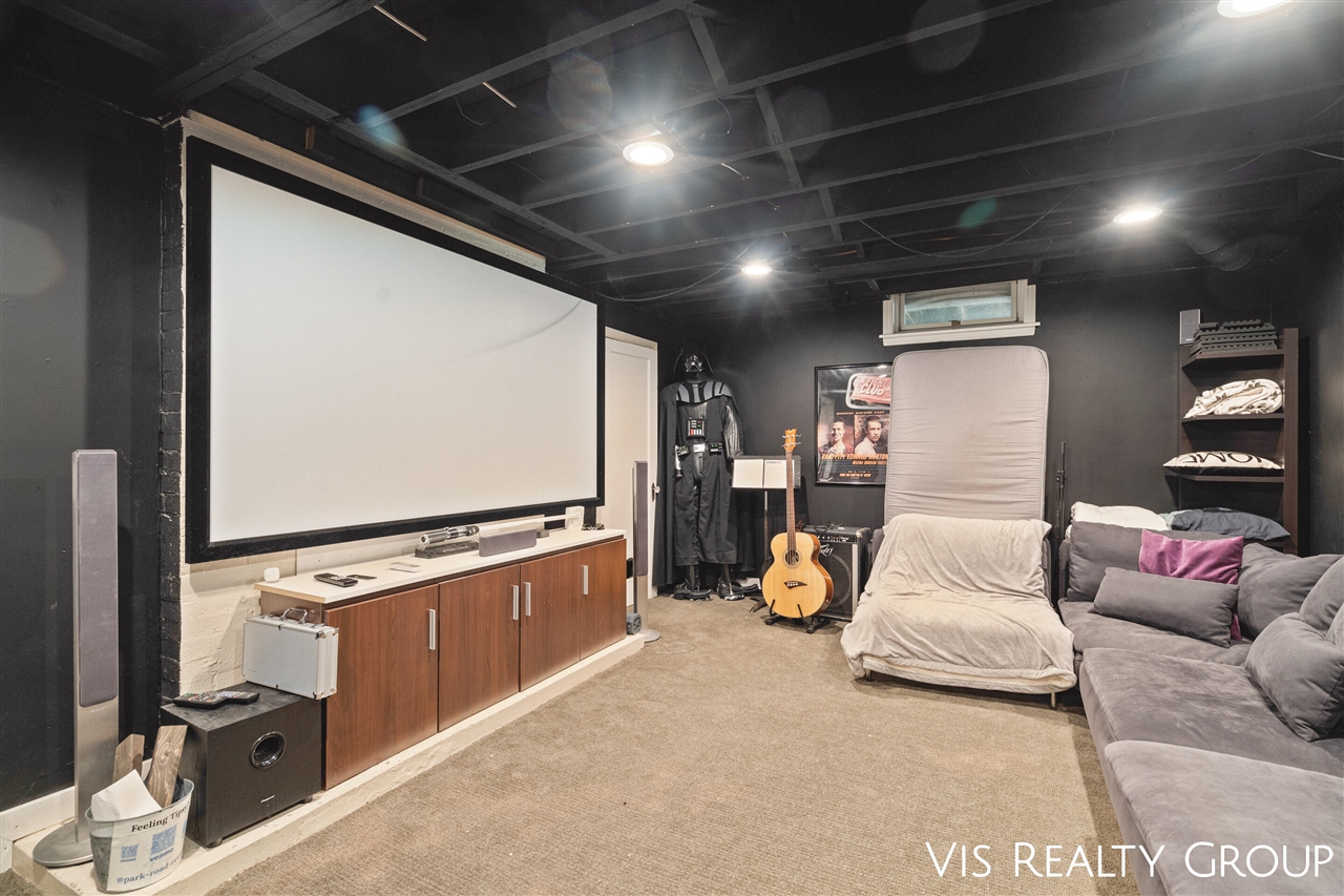 1607 Sheldon Road, Grand Haven, MI, 49417