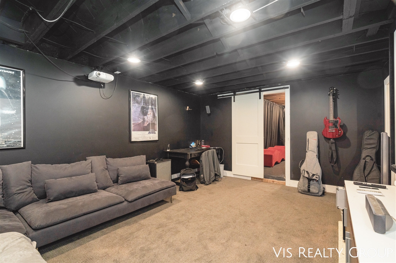 1607 Sheldon Road, Grand Haven, MI, 49417