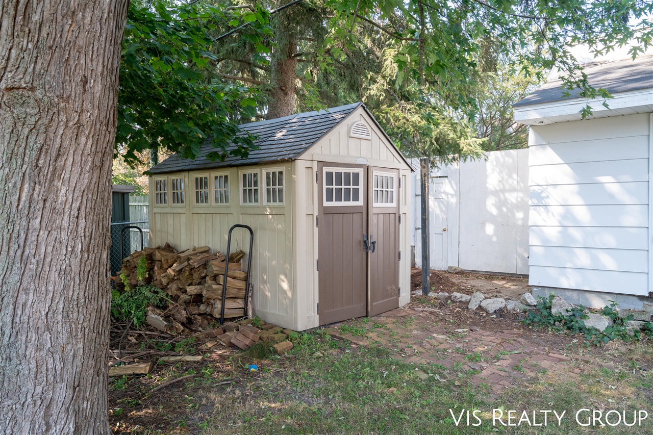 1607 Sheldon Road, Grand Haven, MI, 49417