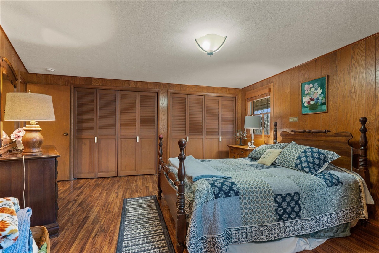 70902 Sunrise Drive, Edwardsburg, MI, 49112-8702