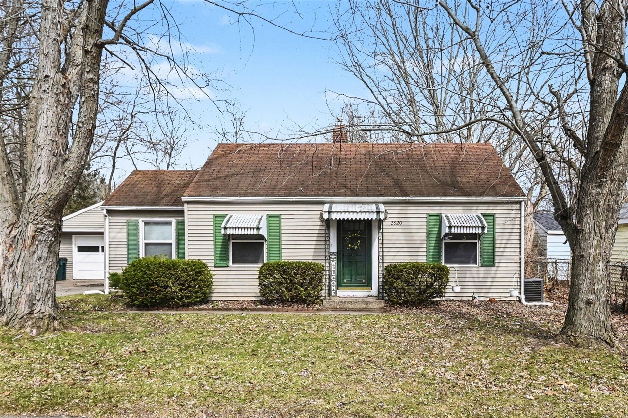 2820 Reo Road, Lansing, MI, 48911-2951