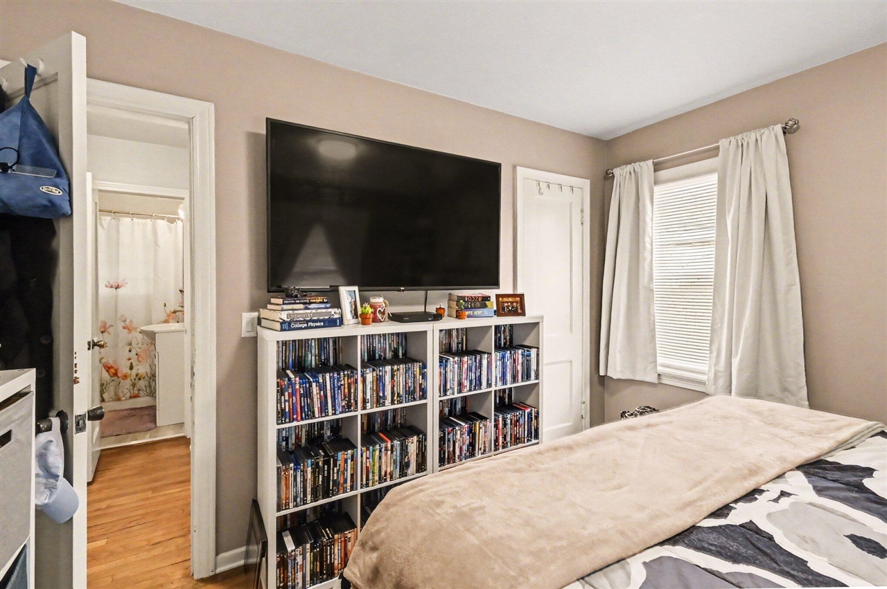 2820 Reo Road, Lansing, MI, 48911-2951