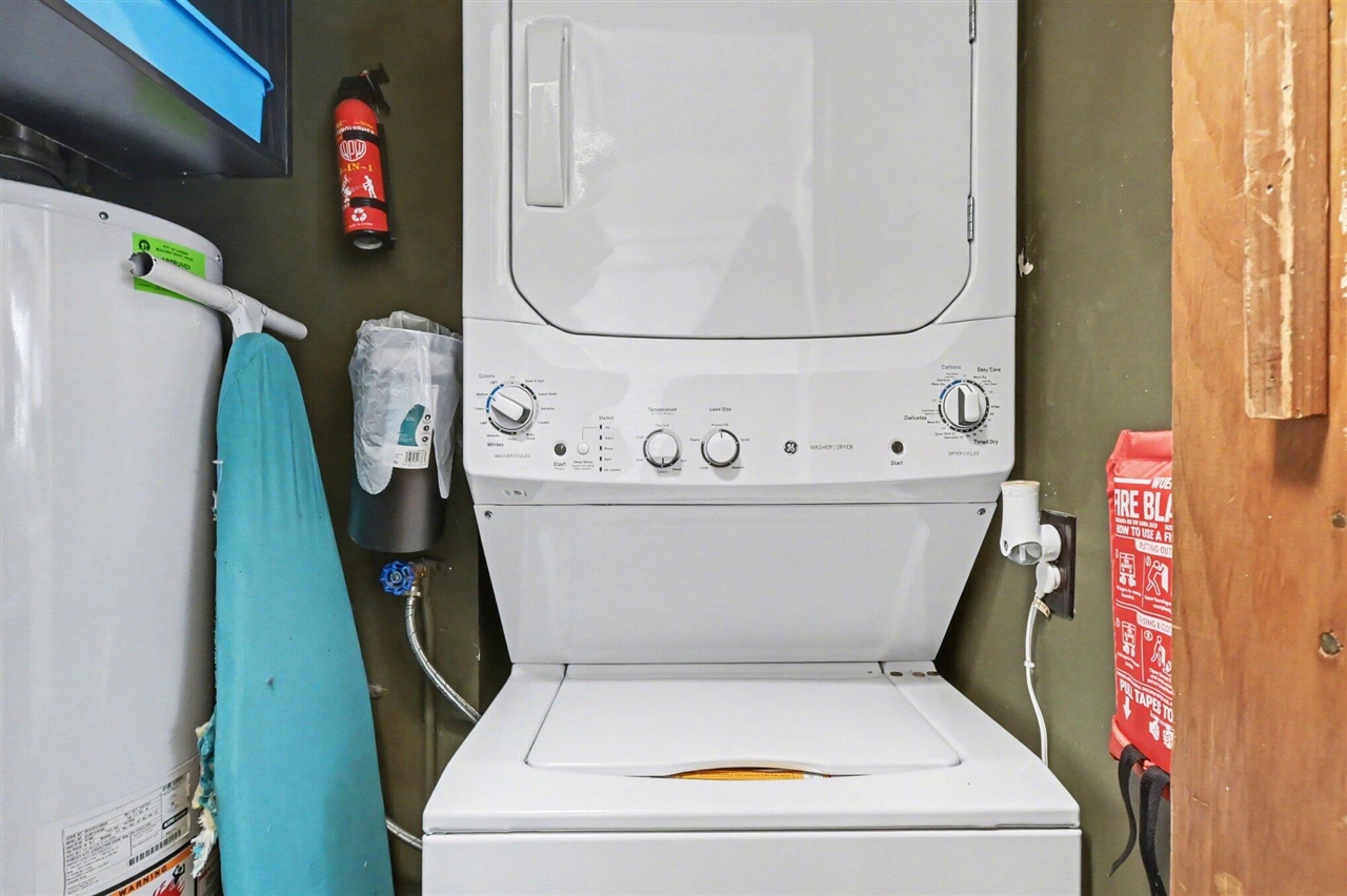 2820 Reo Road, Lansing, MI, 48911-2951