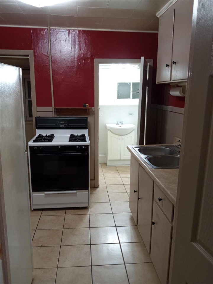 611 Croswelll Street, Adrian, MI, 49221