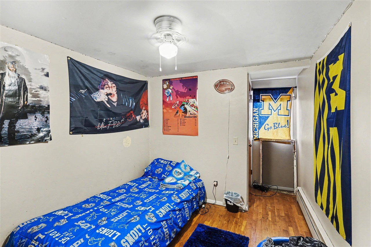 928 E Emerson Street, Ithaca, MI, 48847-1334