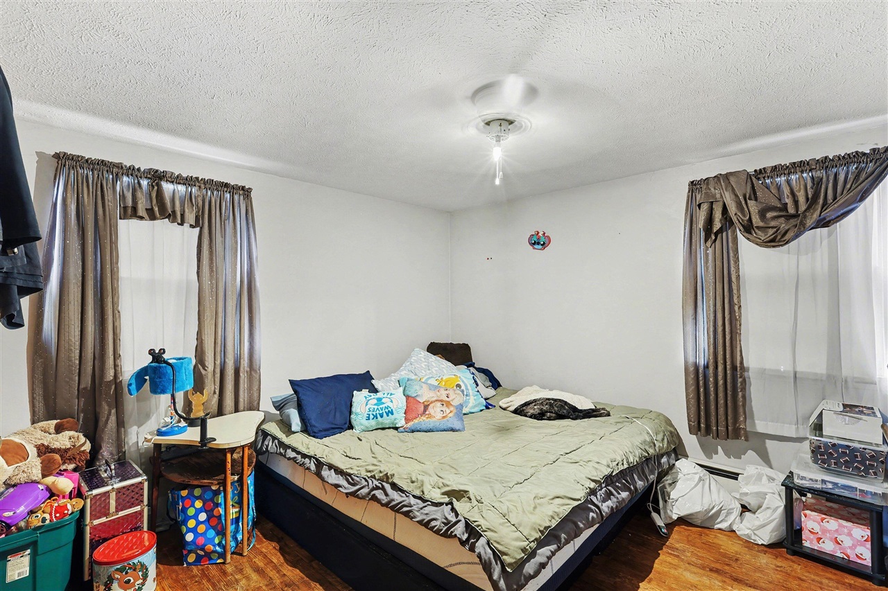 928 E Emerson Street, Ithaca, MI, 48847-1334