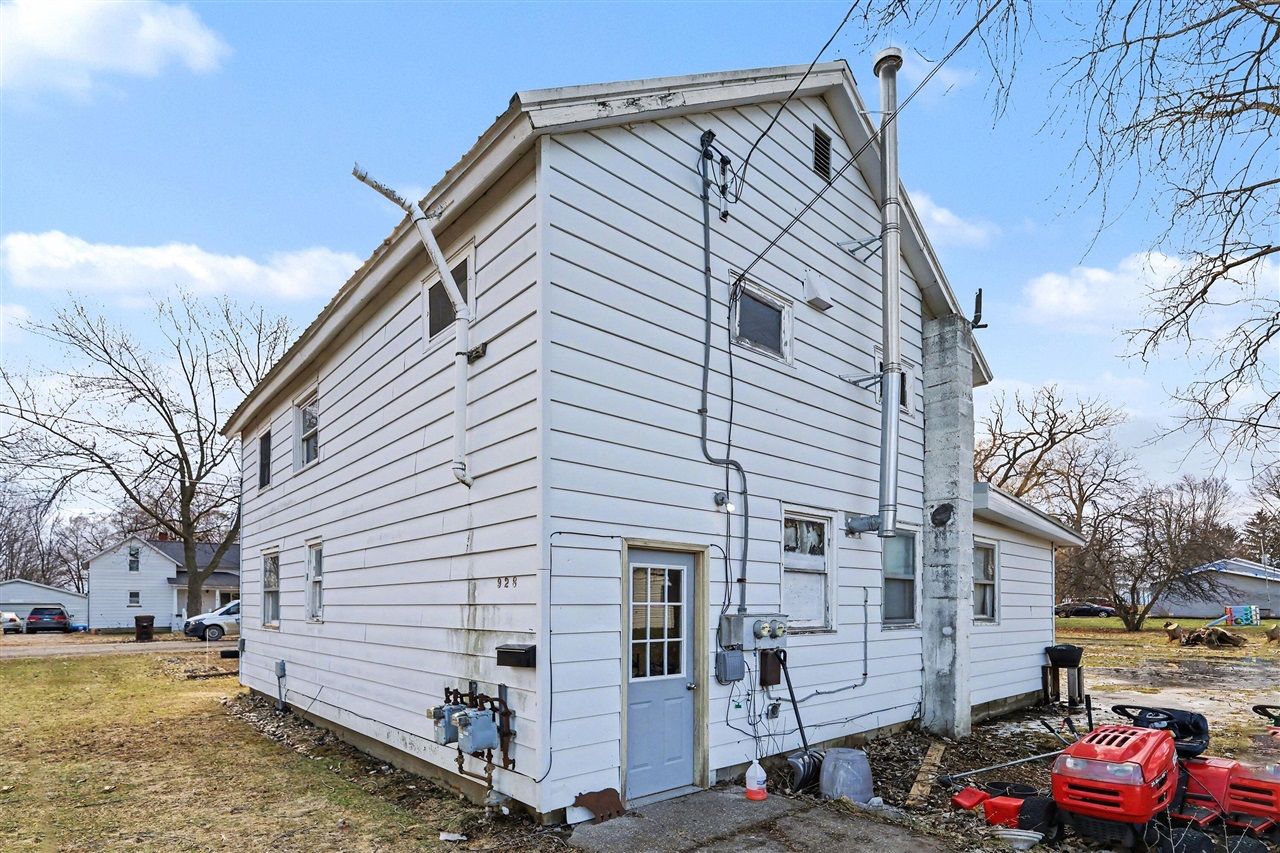 Homes for sale in Ithaca, MI | 928 E Emerson St, Ithaca, MI 48847 | MLS# 70520812