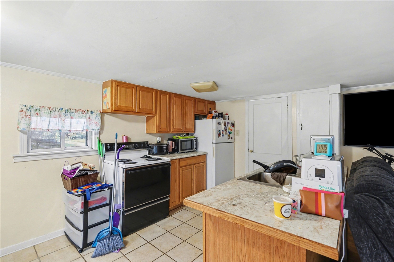 928 E Emerson Street, Ithaca, MI, 48847-1334