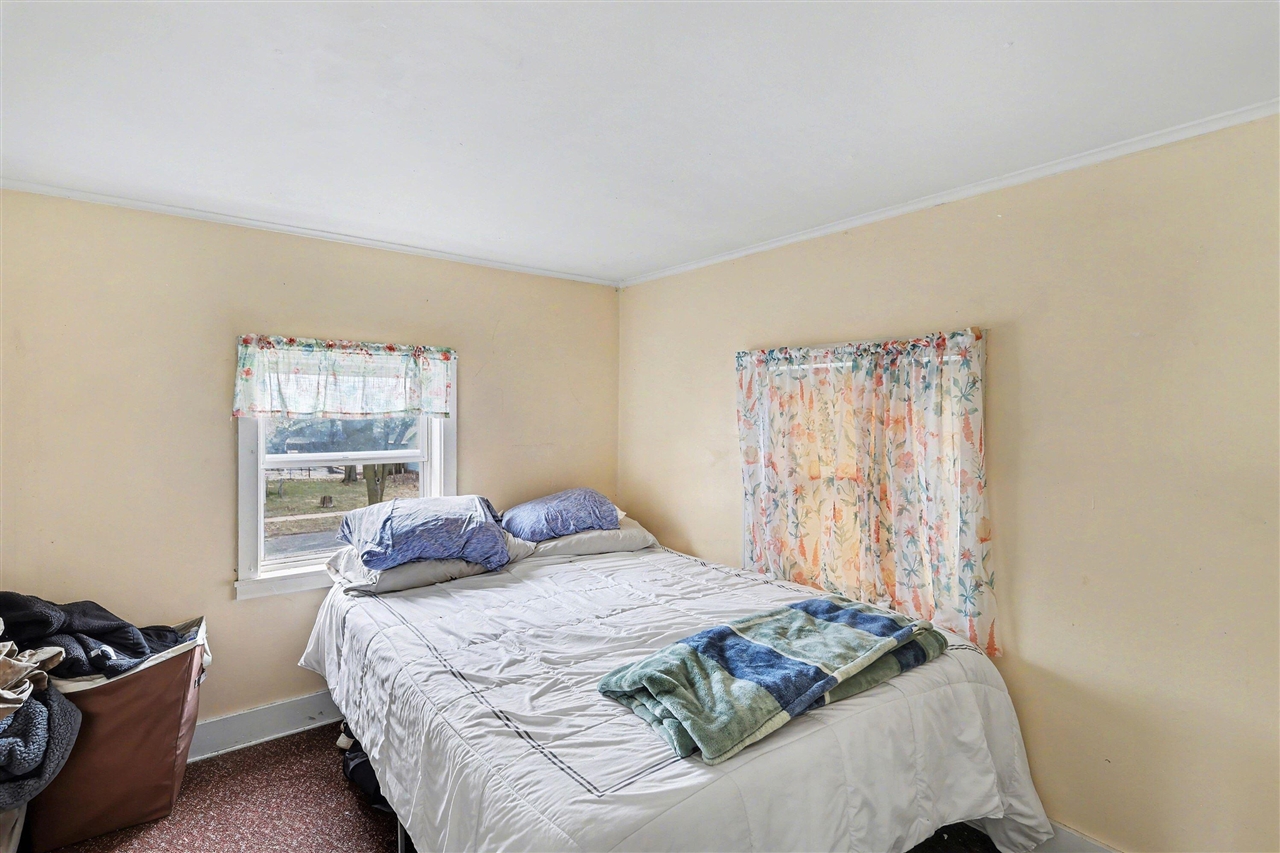 928 E Emerson Street, Ithaca, MI, 48847-1334