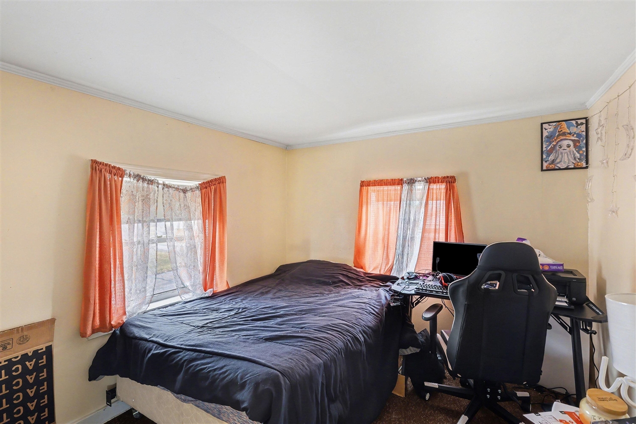 928 E Emerson Street, Ithaca, MI, 48847-1334