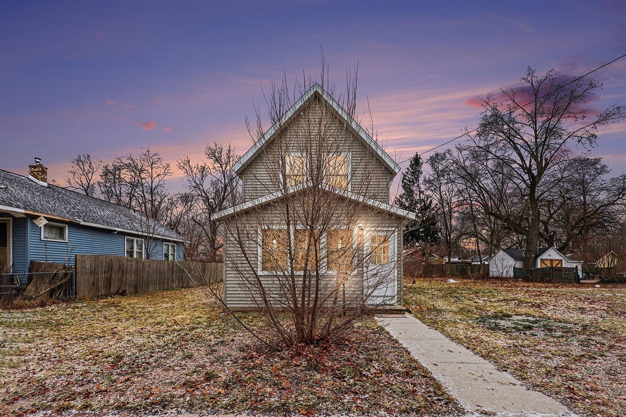 769 Catawba Avenue, Muskegon, MI, 49442-5176