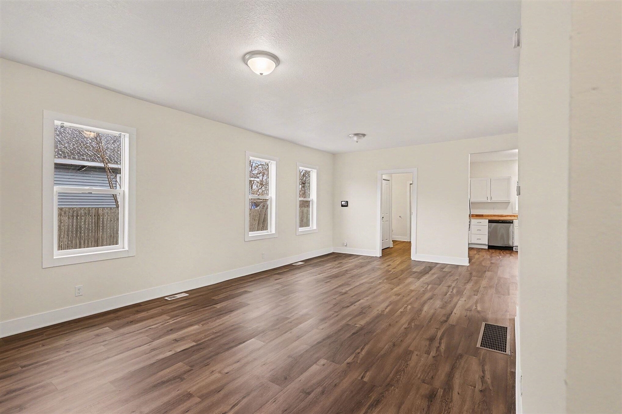 769 Catawba Avenue, Muskegon, MI, 49442-5176