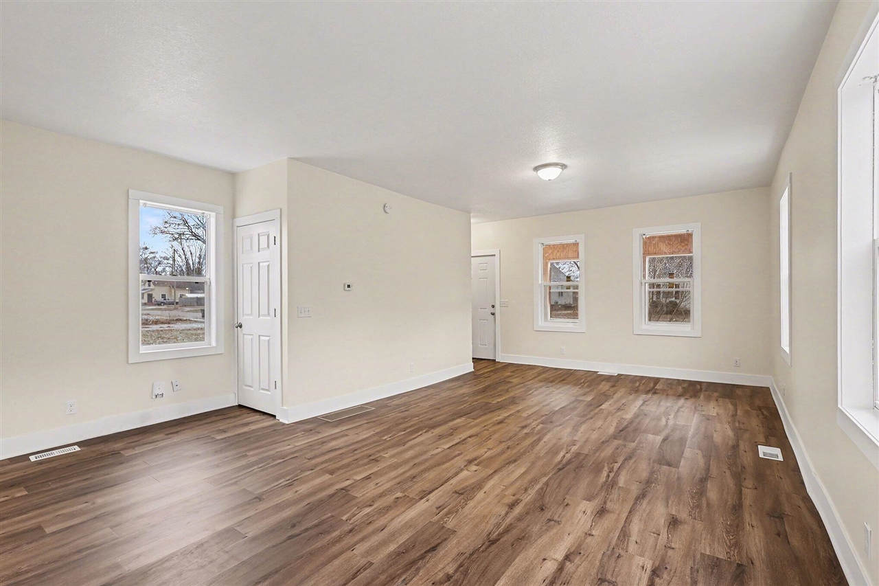 769 Catawba Avenue, Muskegon, MI, 49442-5176