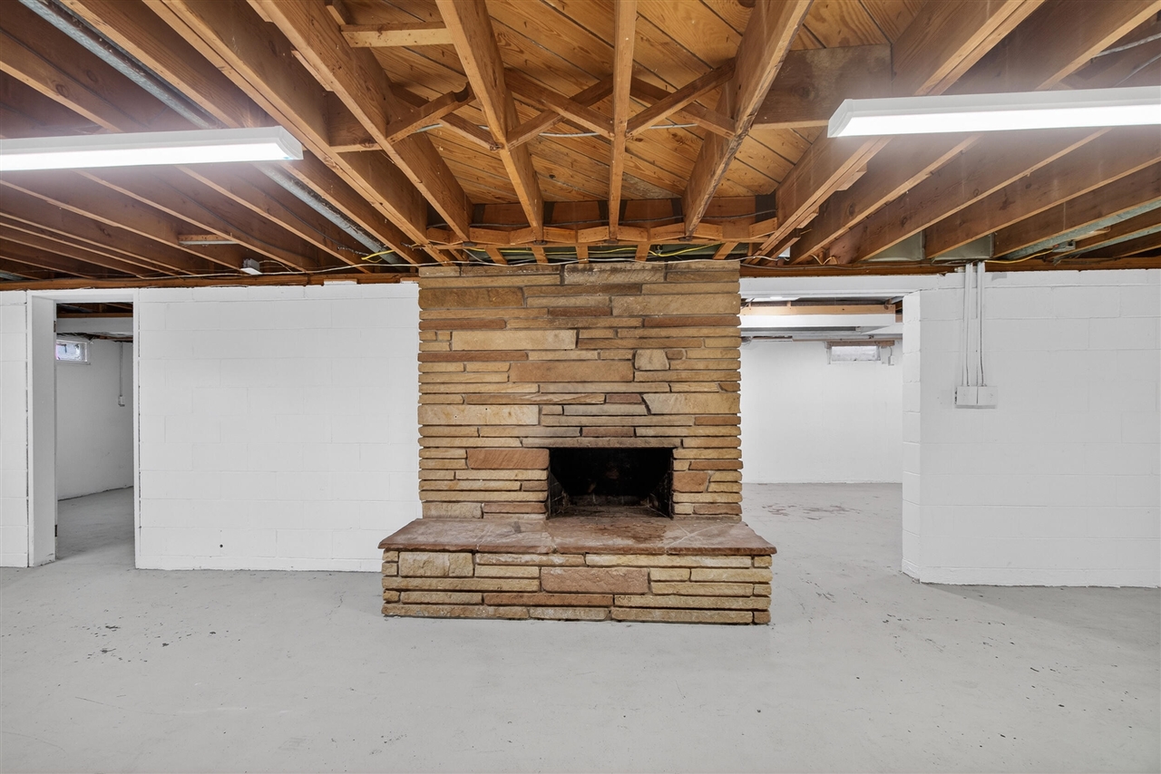 3304 Spring Arbor Road, Jackson, MI, 49203-3636