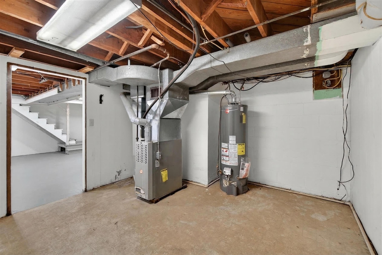 3304 Spring Arbor Road, Jackson, MI, 49203-3636