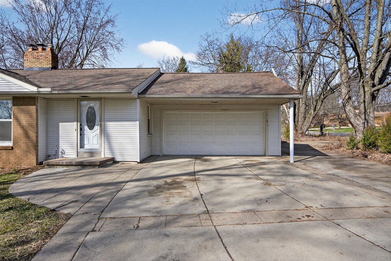 3304 Spring Arbor Road, Jackson, MI, 49203-3636