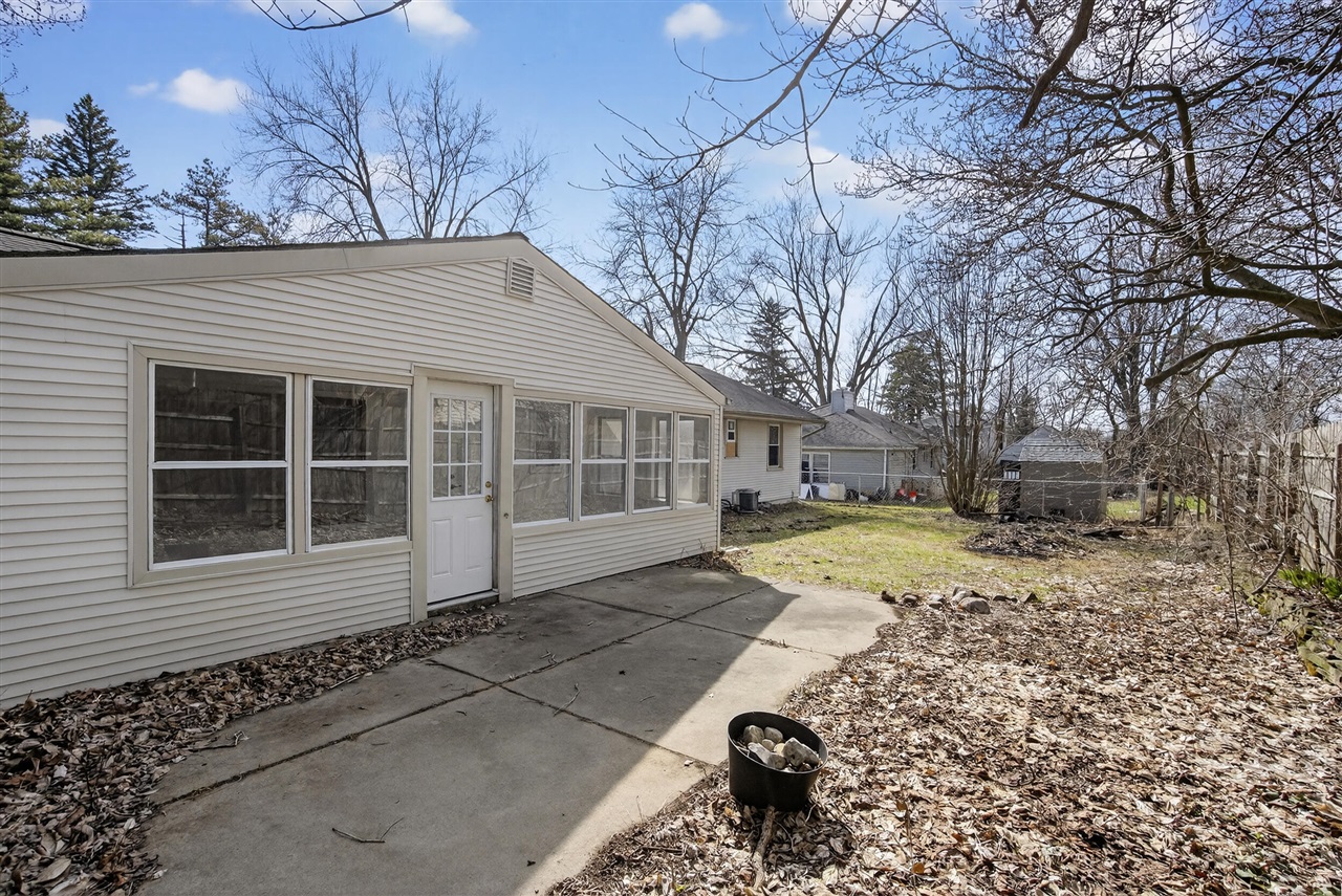 3304 Spring Arbor Road, Jackson, MI, 49203-3636